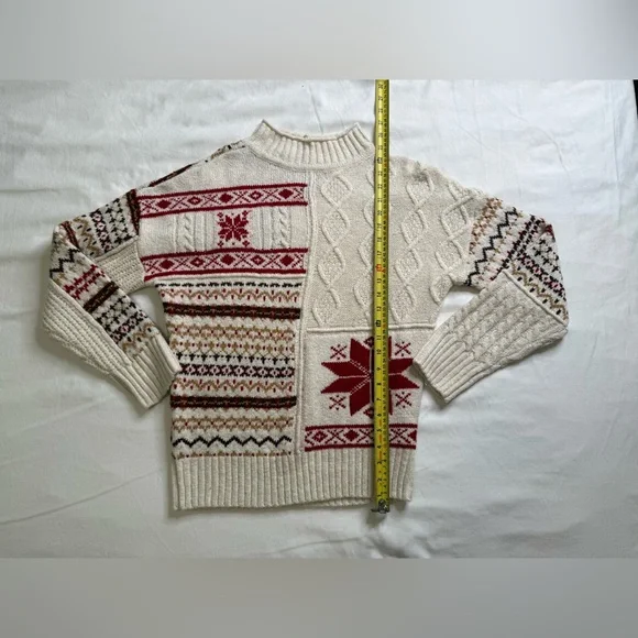 American Eagle Patchwork Fair Isle Sweater Nordic Cable Knit Cream Red Pullover - Picture 7 of 10